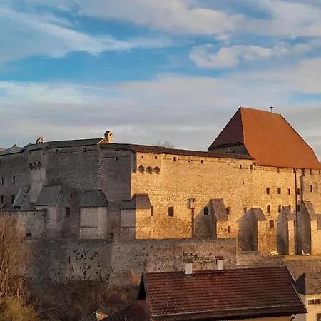 Burgvier In Der Burg Apartmán *