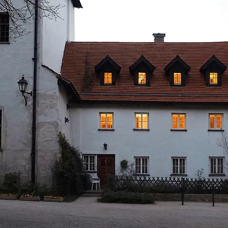 Apartman Burgvier In Der Burg *