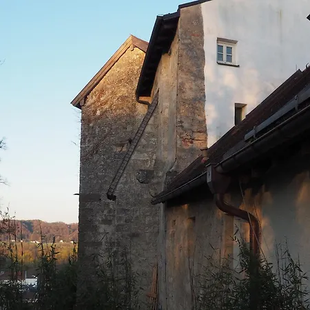 Burgvier In Der Burg Apartman Tittmoning