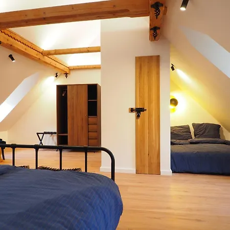 Burgvier Grosse In Der Burg * Tittmoning